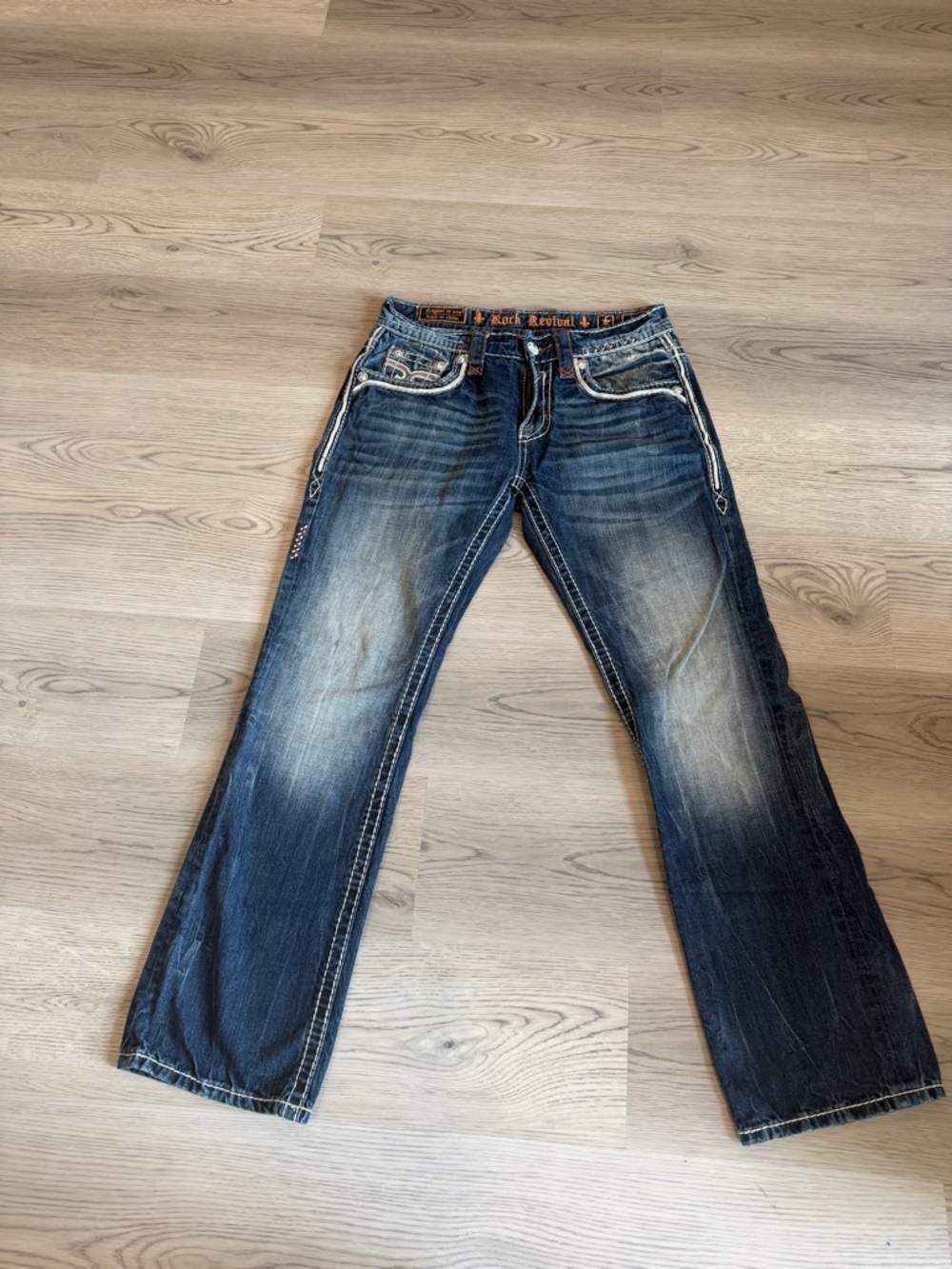 Rock Revival Men’s Relaxed Straight Jeans -Kaei